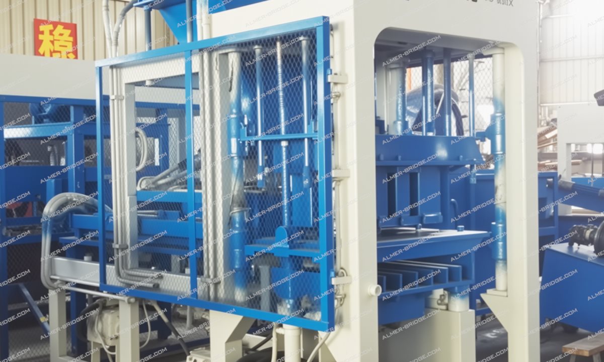  Линия для производства кирпича QT4-20 (1)