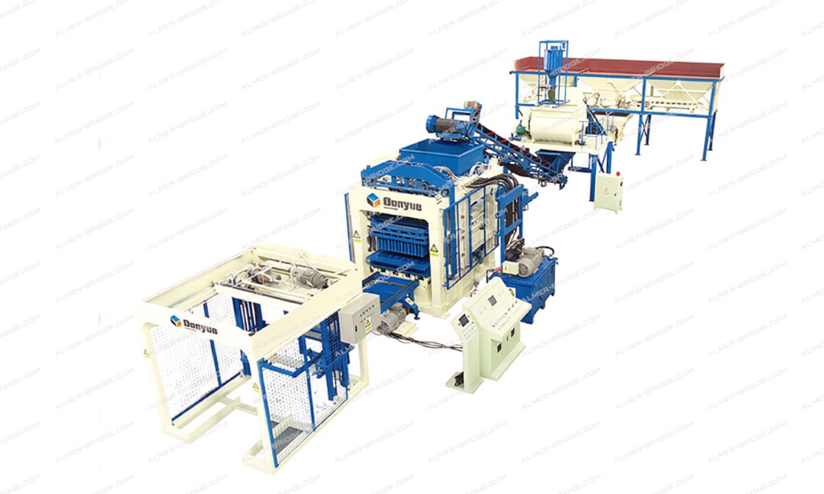  Линия для производства кирпича QT12-15 (1)